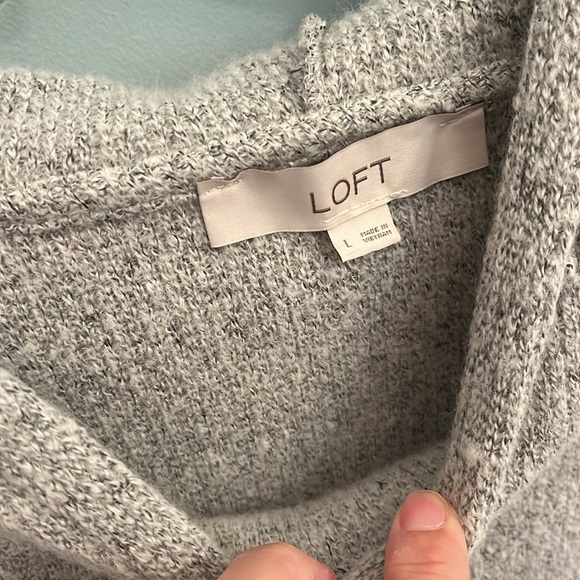 Loft Grey Sweater Size Large - Picture 2 of 3